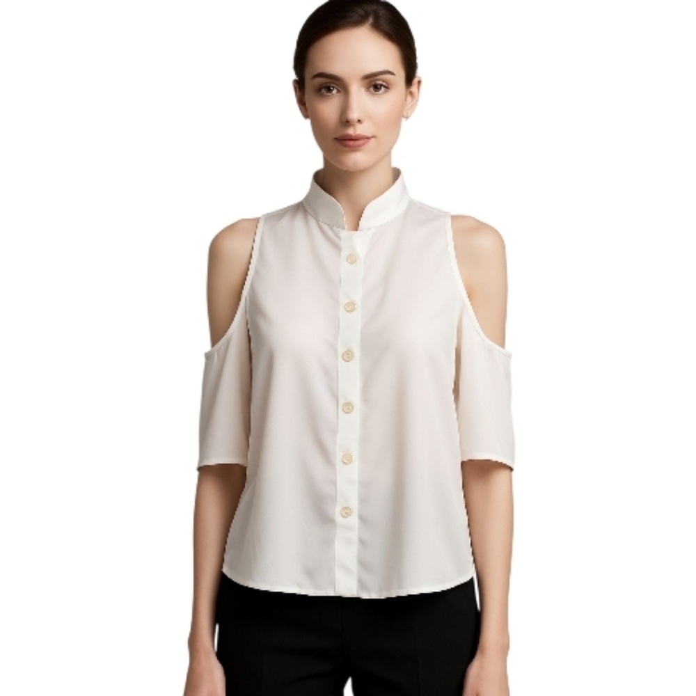 Zenana Outfitters White Cold Shoulder Blouse. Size S.